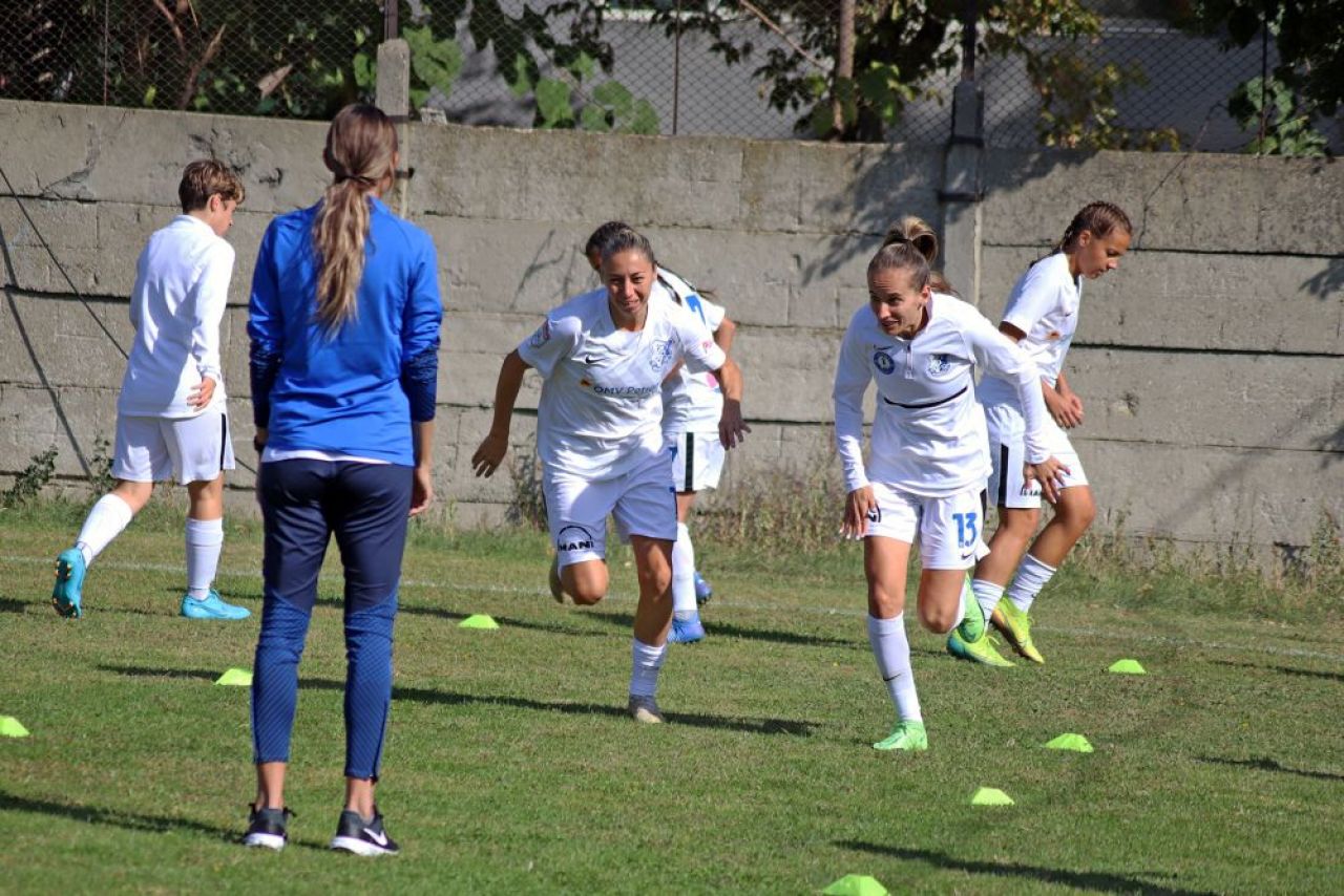 Fetele lui Hagi fac spectacol în Liga 2 feminin. Au învins cu 10-0 în ultima etapă!_3