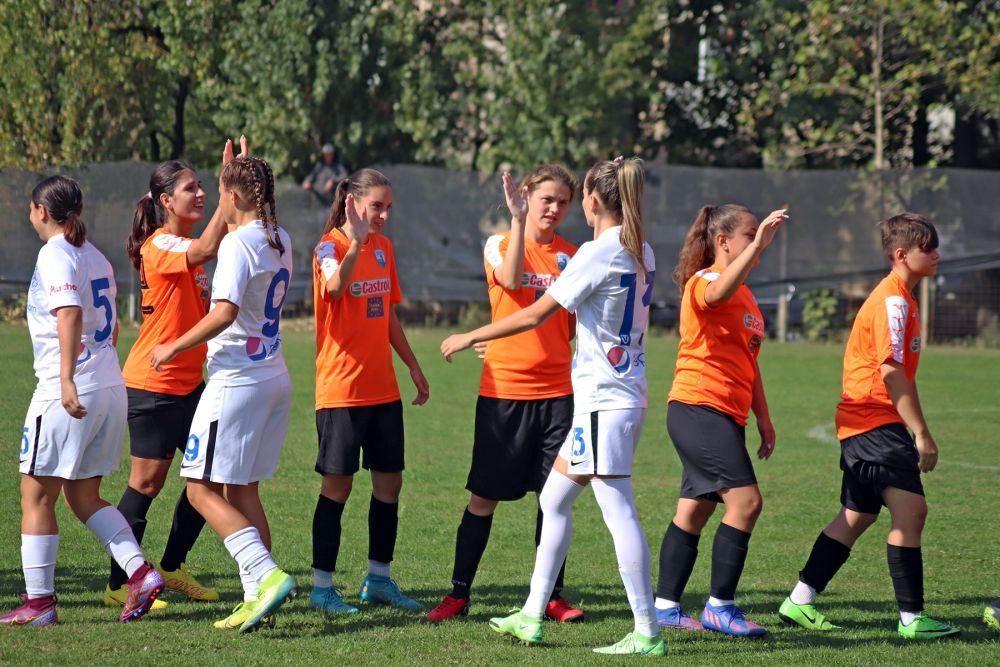 Fetele lui Hagi fac spectacol în Liga 2 feminin. Au învins cu 10-0 în ultima etapă!_17