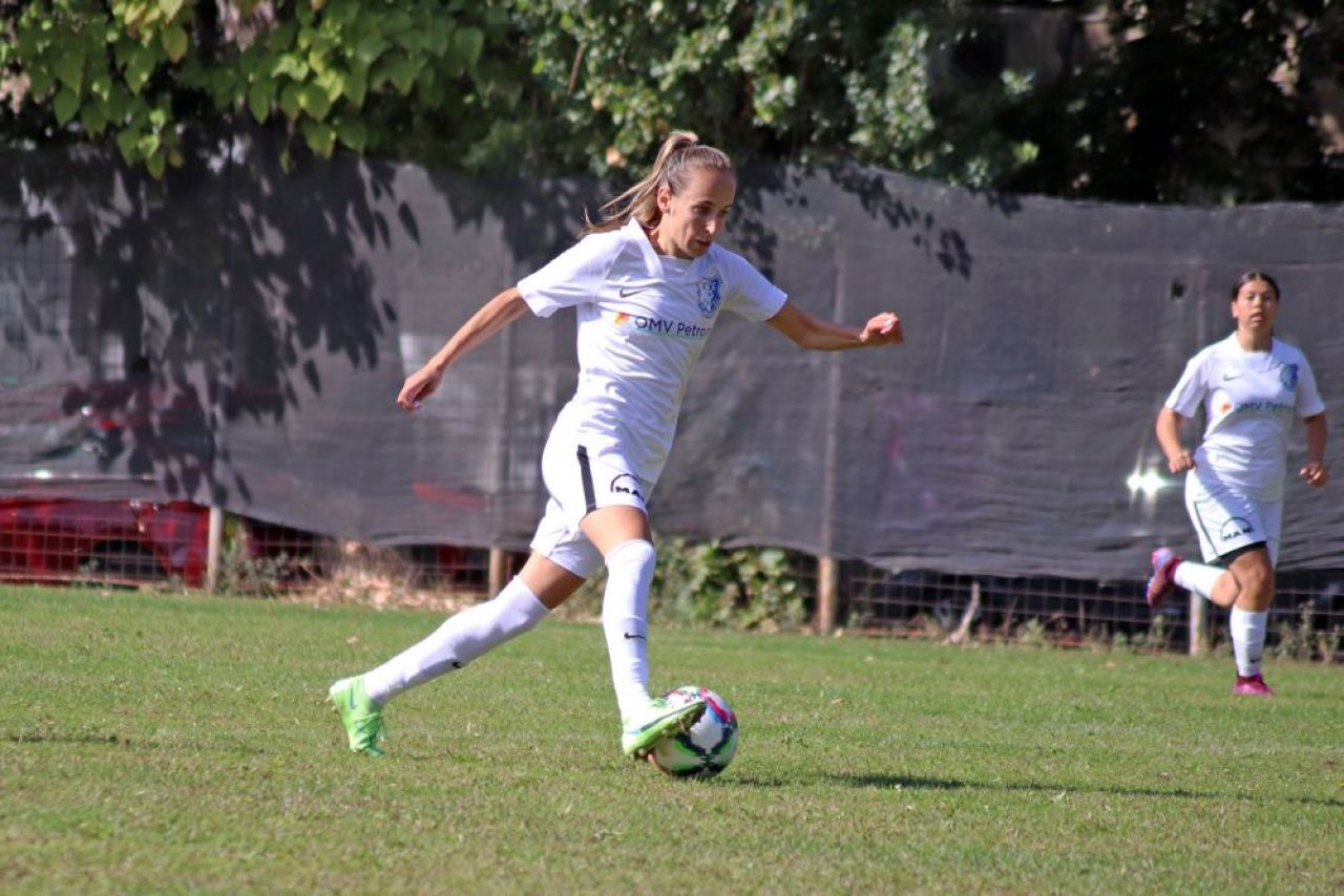 Fetele lui Hagi fac spectacol în Liga 2 feminin. Au învins cu 10-0 în ultima etapă!_21