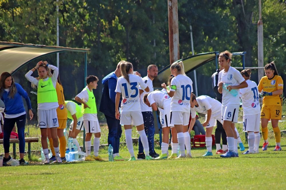 Fetele lui Hagi fac spectacol în Liga 2 feminin. Au învins cu 10-0 în ultima etapă!_33