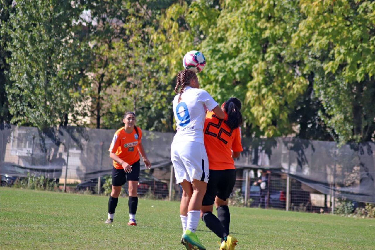 Fetele lui Hagi fac spectacol în Liga 2 feminin. Au învins cu 10-0 în ultima etapă!_38