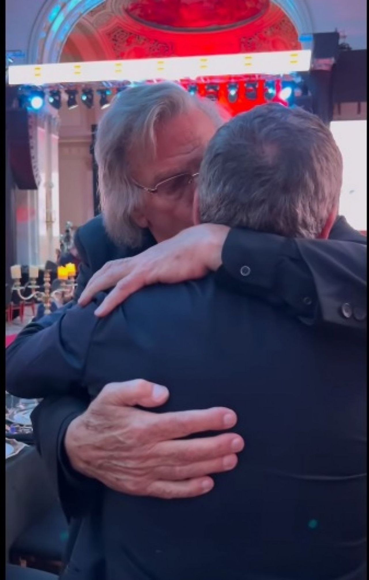 Întâlnirea „Regilor”! Gică Hagi și Florin Piersic au oferit imaginile serii! Moment emoționant între cele două legende _5