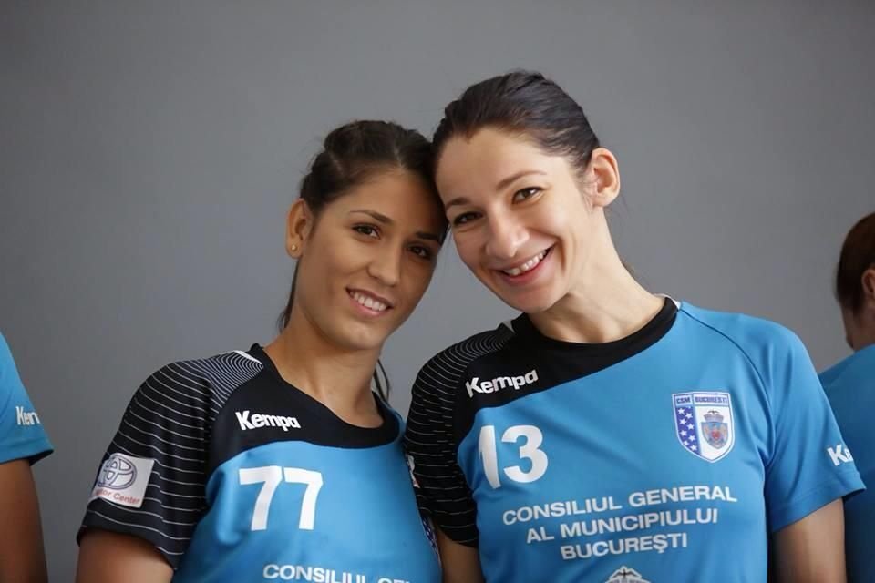 A câștigat Champions League cu CSM București și s-a apucat de fotbal, la 36 de ani!_12