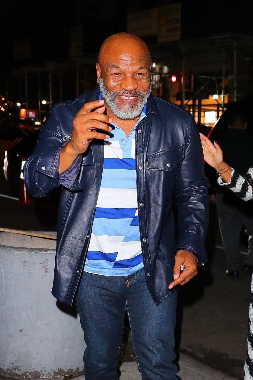 Cum a fost fotografiat Mike Tyson la câteva zile după ce a vorbit despre maladia care l-a 