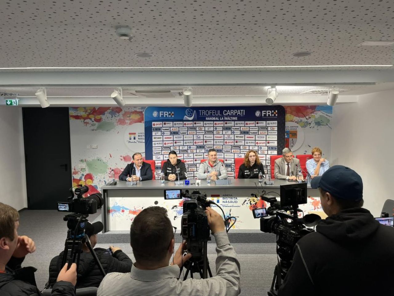 România - Austria 32-32. Thriller în Bistrița, cu golul egalizator al tricolorelor marcat în ultima secundă! Trofeul Carpați e LIVE pe Pro Arena și VOYO_7