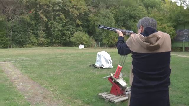 Victor Pițurcă, așa cum nu l-ai mai văzut! Fostul selecționer a făcut spectacol în poligonul de tragere: „Am lovit, la revedere!” _4
