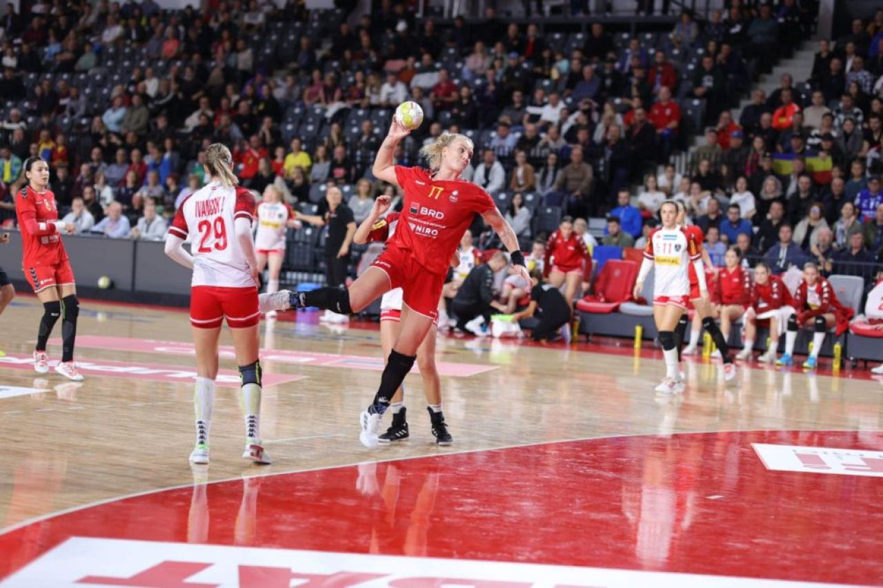 România - Serbia 26-20. Victorie mare pentru tricolore la Trofeul Carpați! Neagu & Co pot câștiga sâmbătă competiția dacă bat Spania_7