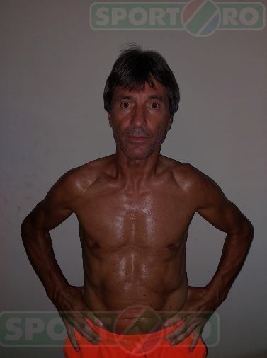 La 60 de ani, Iosif Rotariu face zilnic 2.000 de abdomene. Cum arată fostul internațional | EXCLUSIV_1