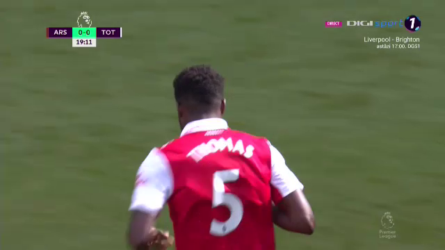 Arsenal nu se joacă! Gol de generic marcat de Thomas Partey. Portarul lui Tottenham nu a avut nicio șansă_15