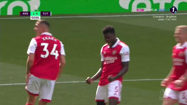 Arsenal nu se joacă! Gol de generic marcat de Thomas Partey. Portarul lui Tottenham nu a avut nicio șansă_17