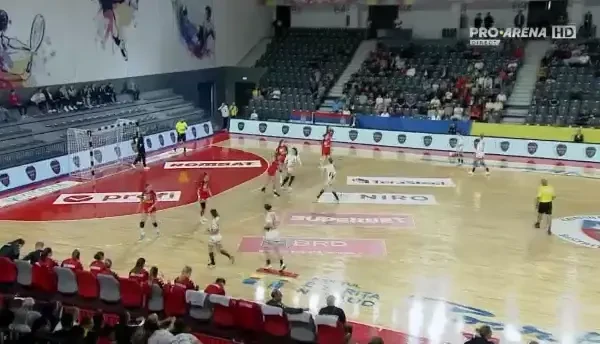 Serbia - Austria, Trofeul Carpați (primele cinci minute ale primei reprize)