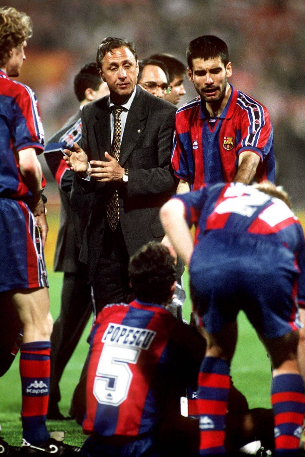 Dumnezeule, cu astfel de jucători vrem să mergem mai departe? Gică Popescu, furios după ce a auzit declarația unui fotbalist rom&acirc;n&nbsp;