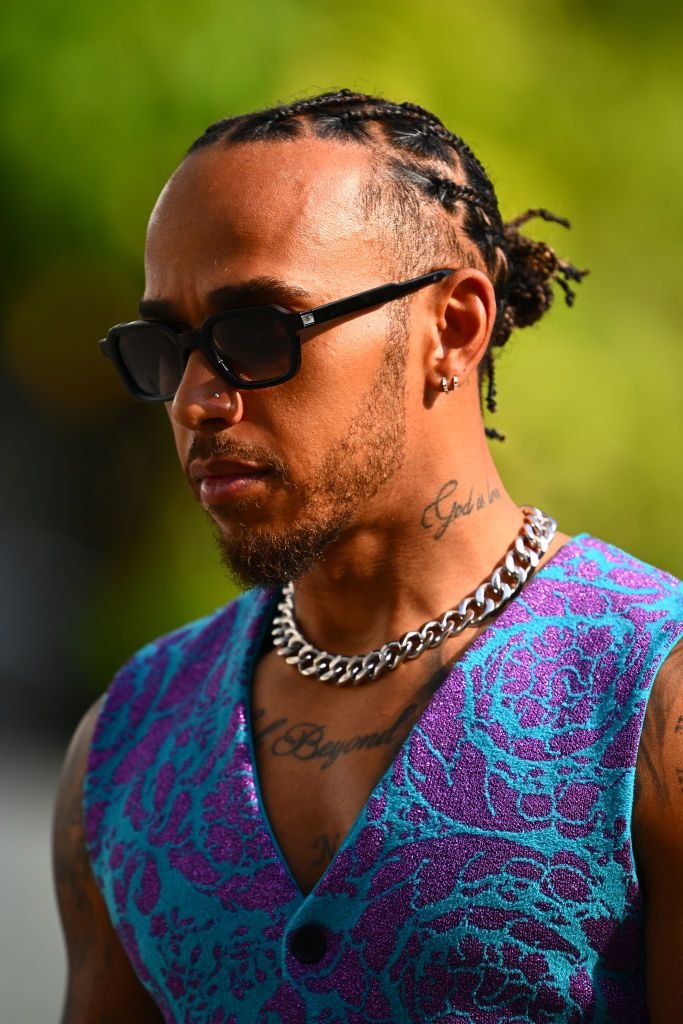 Probleme mari pentru Lewis Hamilton din cauza piercing-ului! A încălcat regulamentul, iar Mercedes a fost amendată _4
