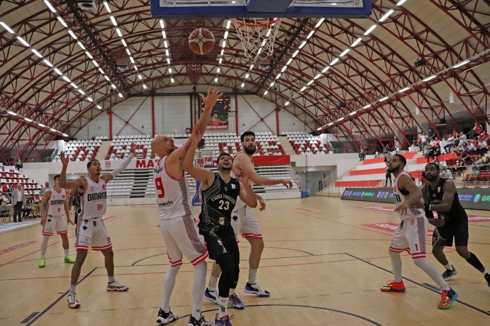 U-BT Cluj, învinsă de Dinamo în Cupa României! 