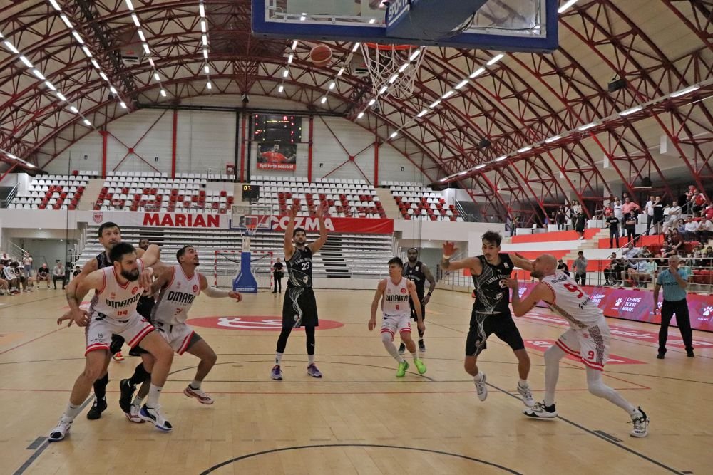 U-BT Cluj, învinsă de Dinamo în Cupa României! 