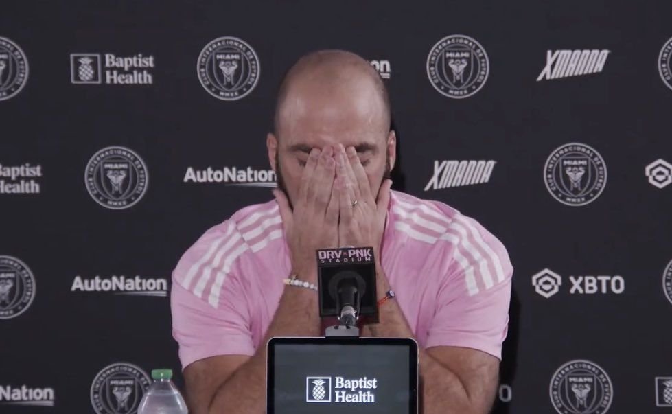 Gonzalo Higuain pune fotbalul în albumul cu amintiri. Echipele uriașe pe care și le-a trecut în CV atacantul argentinian_4