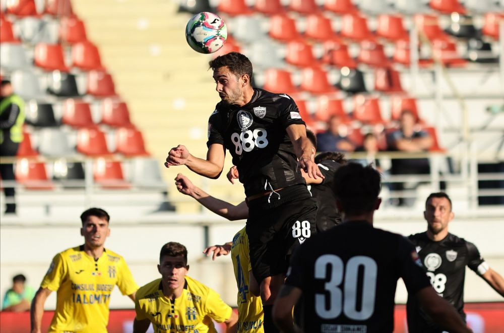 Dinamo, program accesibil în luna octombrie! ”Câinii” au meciuri cu echipele din partea a doua a clasamentului din Liga 2_4