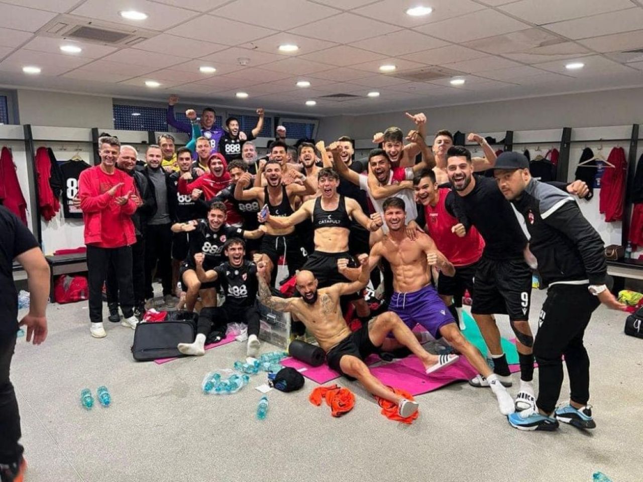 Dinamo, program accesibil în luna octombrie! ”Câinii” au meciuri cu echipele din partea a doua a clasamentului din Liga 2_5