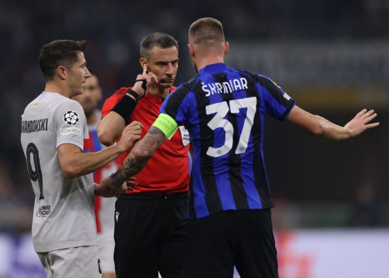 'Centralul' de la Inter - Barca, implicat într-un scandal major! A fost arestat după o orgie și implicat într-un dosar de prostituție și trafic de droguri _8