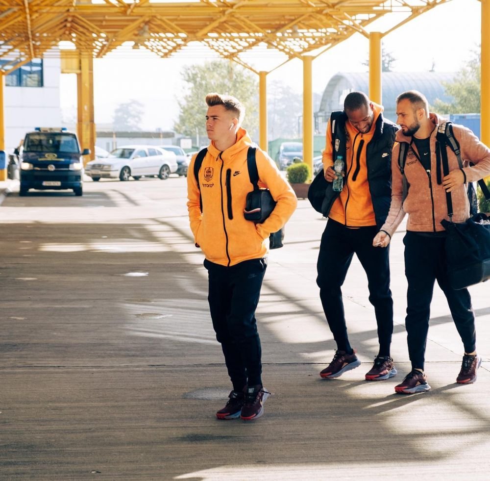 CFR Cluj a ajuns la Praga pentru meciul din Conference League. Slavia - CFR e LIVE pe PRO ARENA și VOYO, joi de la 22:00_8