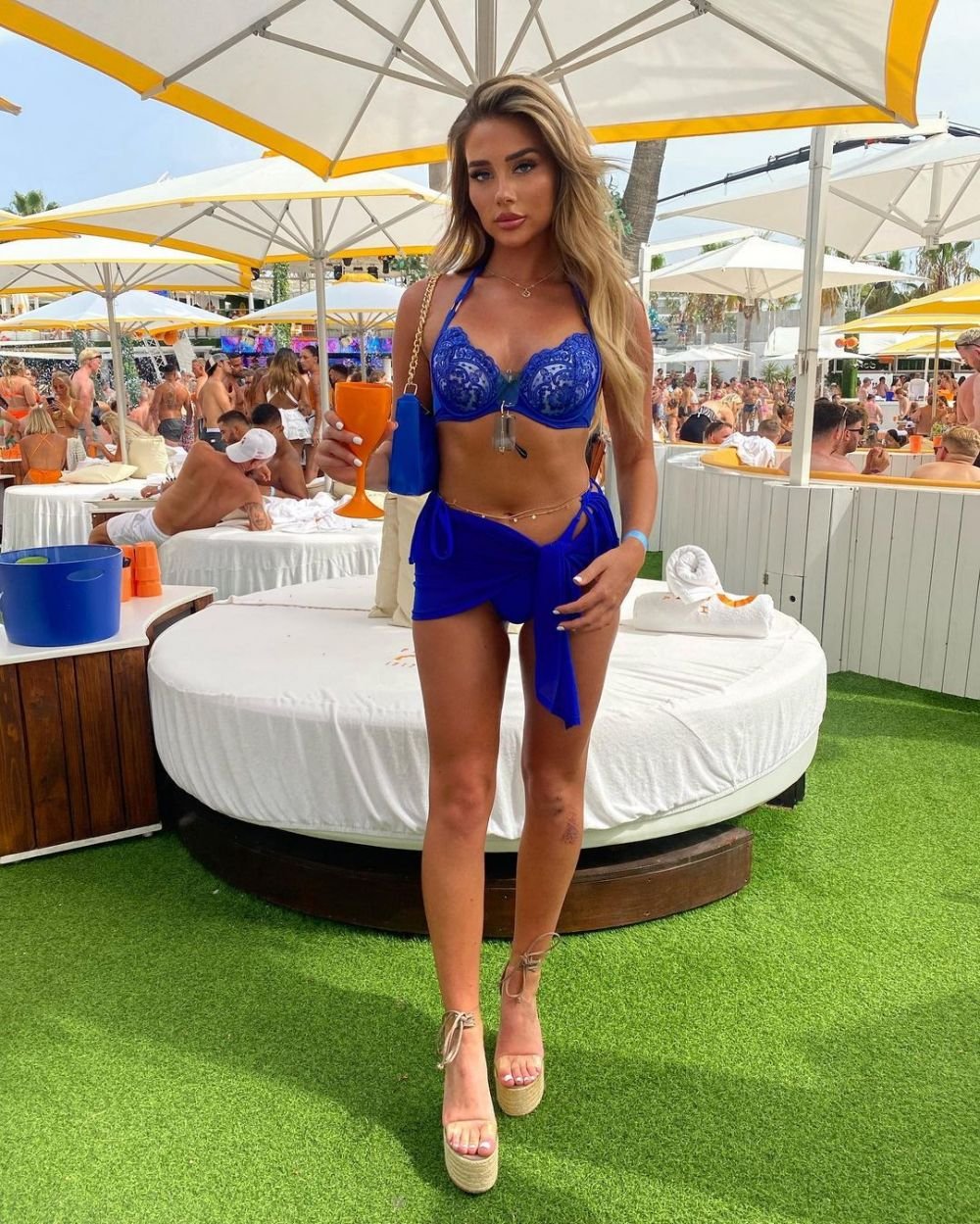 Gabriella Howell, o fotbalistă cu siluetă de model, acuzată că este selecționată fără a avea pic de talent. Care a fost reacția ei_2