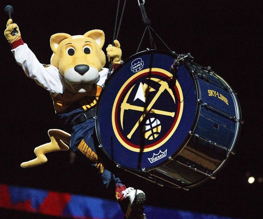 Salariul uriaș primit de mascotă din NBA surprinde pe toată lumea. C&acirc;t &icirc;ncasează pe an