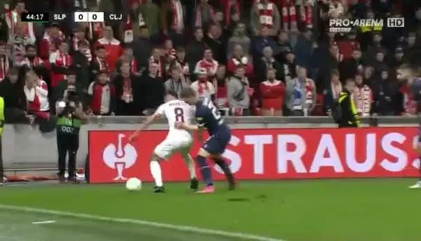 Slavia Praga - CFR Cluj 0-1! Janga deschide scorul după o pasă venită de la Roger