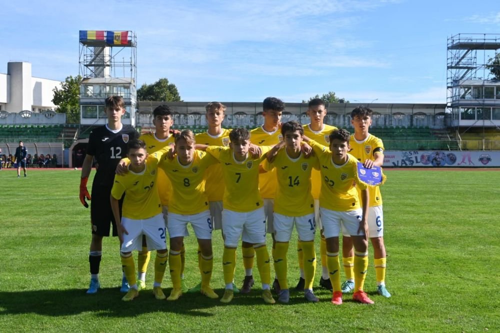 Amical ciudat România - Moldova: ce au făcut cei mai mici ”tricolori” în fața moldovenilor Cayden Downton-Hoyle și Tamer Wati_2