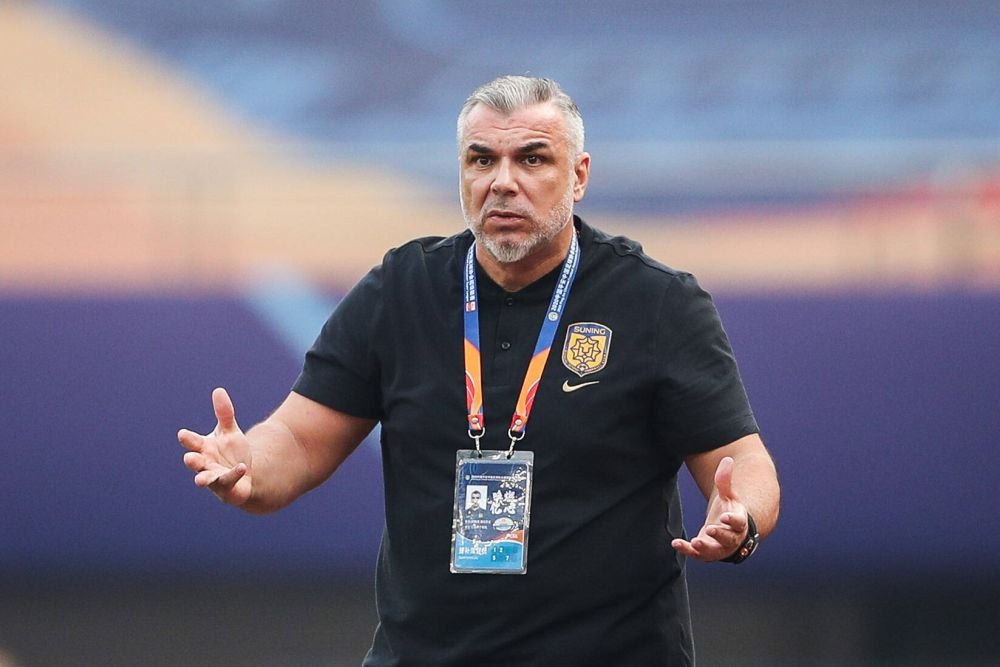 Bătălia titanilor din Emirate: Tănase vs Olăroiu. C&acirc;t a fost scorul &icirc;n thriller-ul primelor două clasate din UAE League