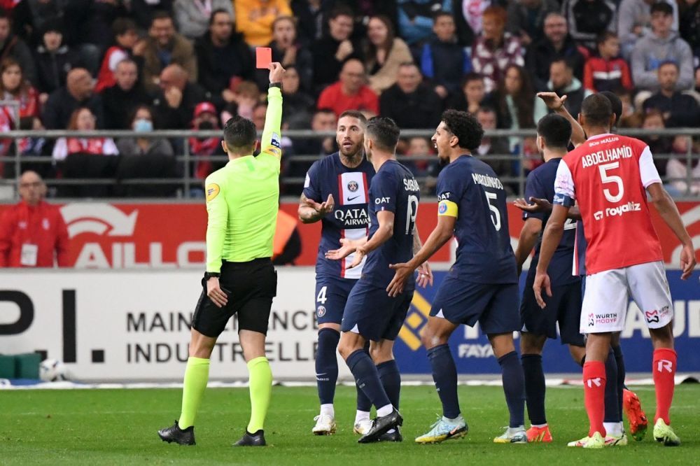Echipă nouă, obiceiuri vechi! Sergio Ramos, eliminat în meciul lui PSG cu Reims! 'Recordul' fundașului _8