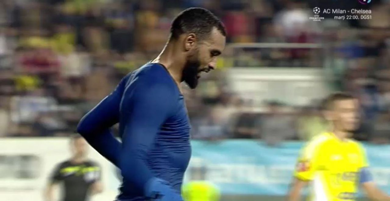 Gestul făcut de Billel Omrani la finalul primei reprize cu Petrolul. Cum a fost surprins vârful vicecampioanei_3