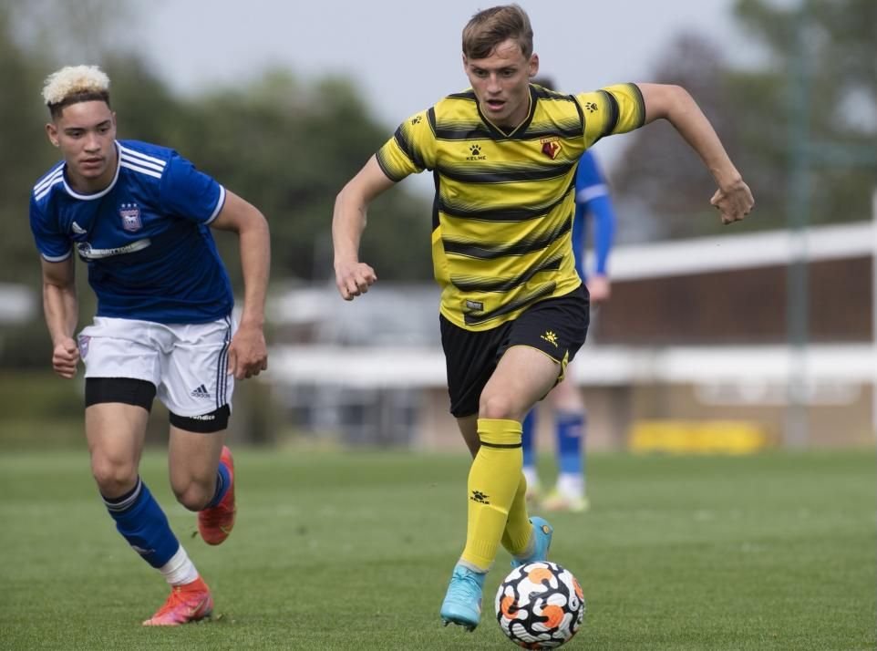 Bogdan Marian, românul portar în Premier League și fundaș în Championship, a dat 6 goluri și 2 pase de gol într-un singur meci! _8