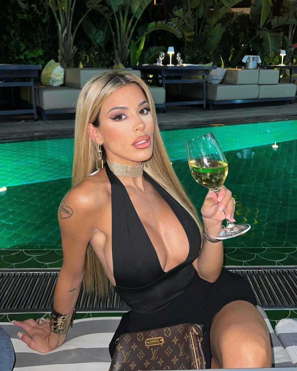 Oriana Marzoli impresionează jucătorii de fotbal cu fotografiile incendiare pe care le postează: „Mi-au scris mulți”_9