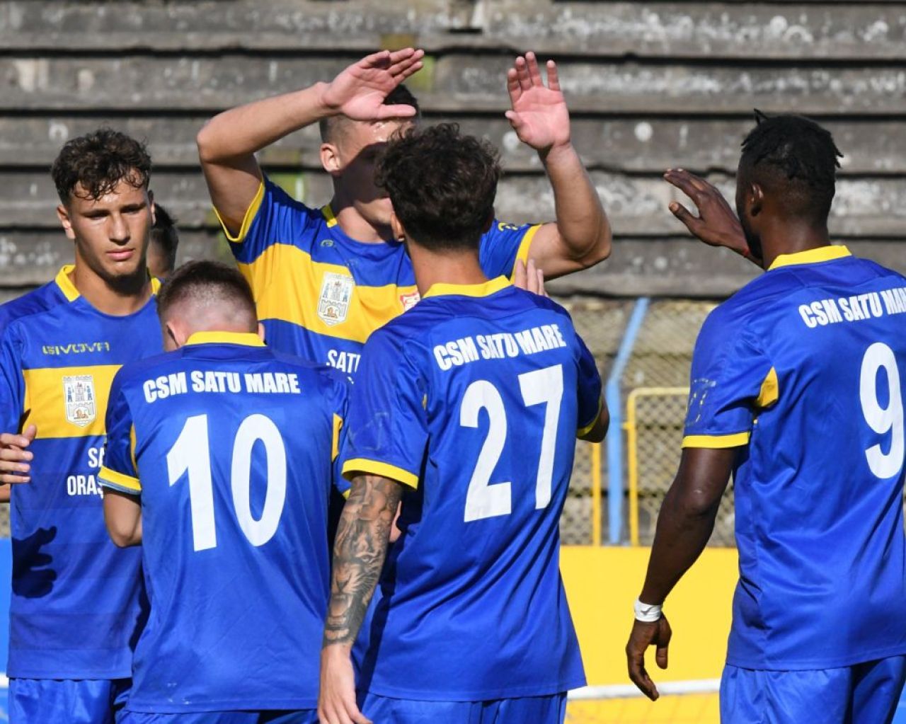 ”Omul-foarfecă” Mansour, ca în zilele bune! A marcat o dublă în minutele 90+1 și 90+3, la 3-2 pentru adversari_7