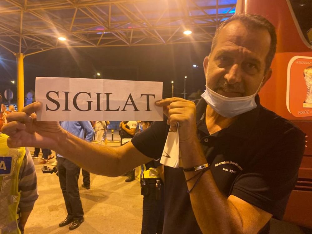 Doliu în Gruia! Dan Petrescu și-a pierdut cel mai bun prieten! Anunțul a fost făcut înainte de meciul cu UTA Arad_2