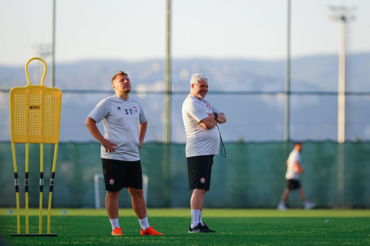 Ce mai face Marius Șumudică prin Arabia Saudită. Nu prea bine!_13
