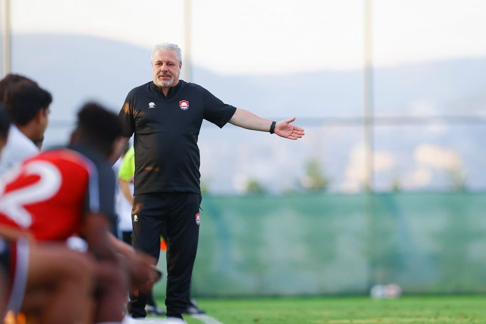 Ce mai face Marius Șumudică prin Arabia Saudită. Nu prea bine!_16