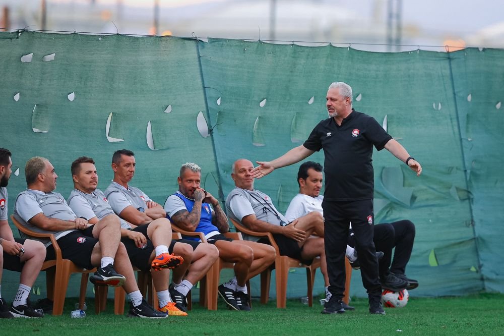 Ce mai face Marius Șumudică prin Arabia Saudită. Nu prea bine!_17