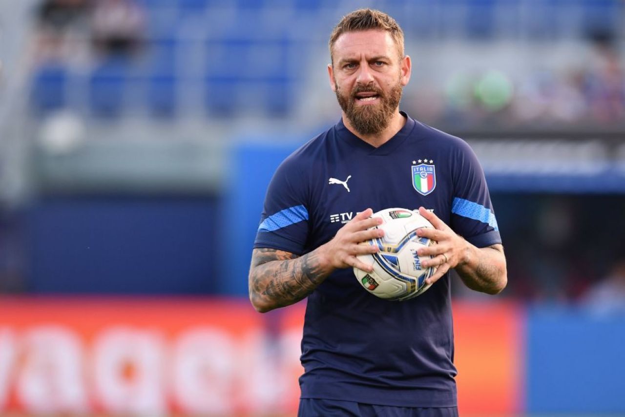 Campionul european și mondial Daniele De Rossi, simbolul lui AS Roma, își începe cariera de ”principal”_1
