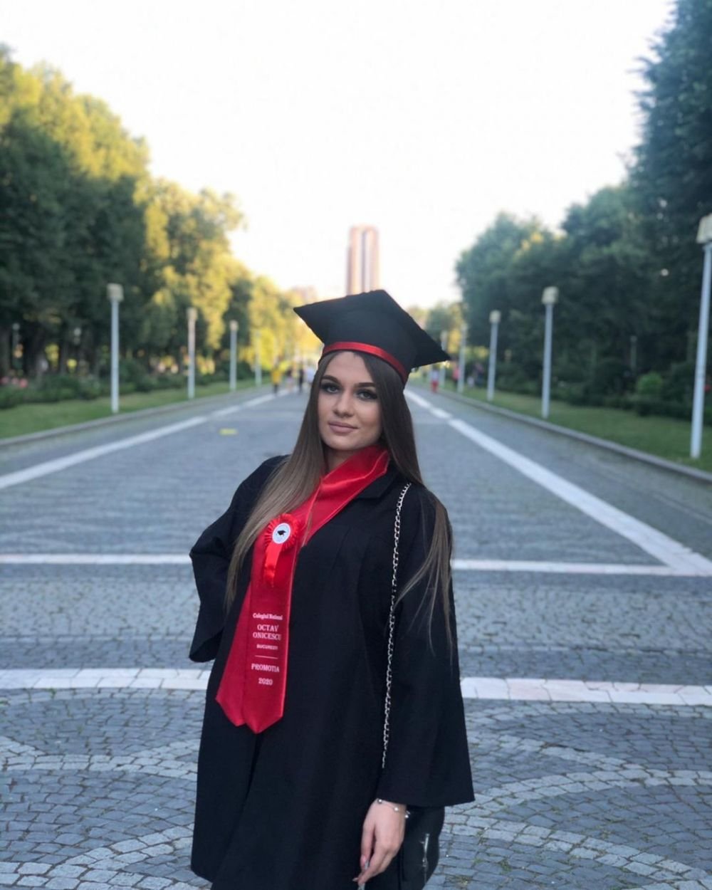Iubita lui Tavi Popescu, vinovată de forma slabă a acestuia? Unchiul jucătorului de la FCSB a intrat în direct și a lămurit tot _8