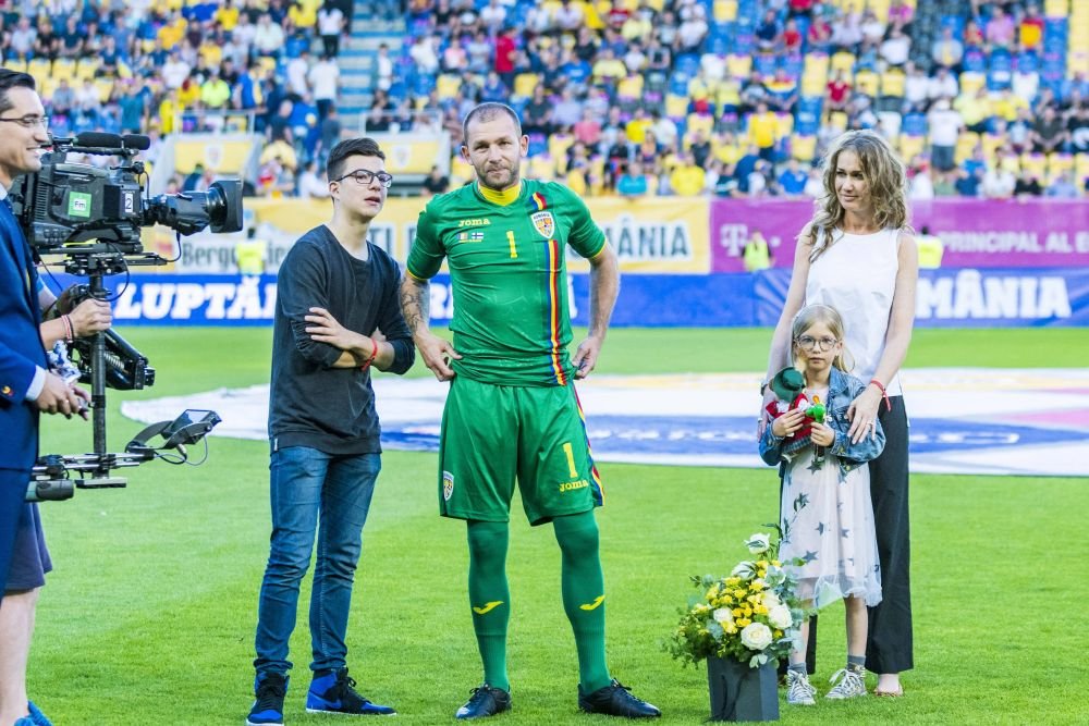 Cum a reacționat Bogdan Lobonț, când a văzut o poză cu el și Alisson Becker, portarul lui Liverpool_5