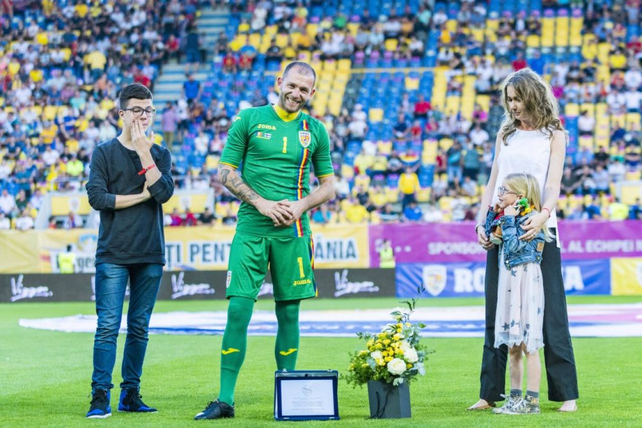 Cum a reacționat Bogdan Lobonț, când a văzut o poză cu el și Alisson Becker, portarul lui Liverpool_20