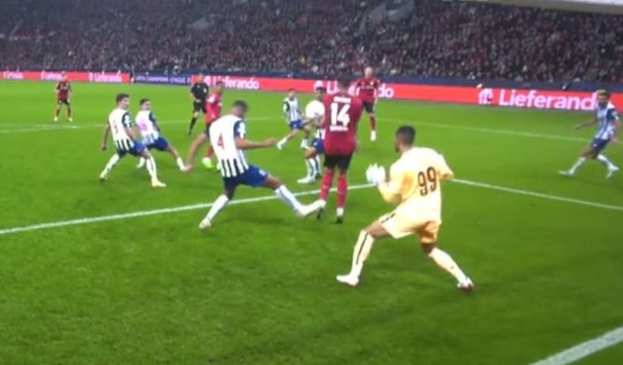 Istvan Kovacs, „mitraliat” în presa din Germania și Portugalia după Leverkusen - FC Porto, 0-3: „Totul salvat de VAR!”_8
