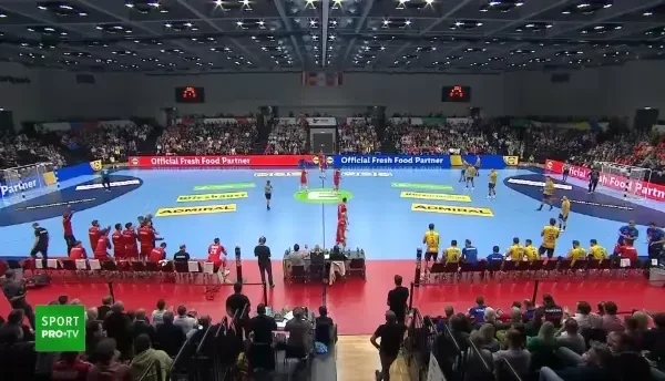 Austria - Rom&acirc;nia, primele minute ale meciului de la Graz