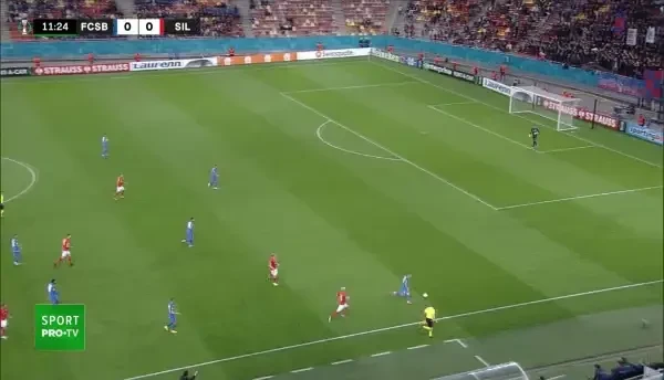 FCSB - Silkeborg | Minutul 16: GOL Silkeborg!