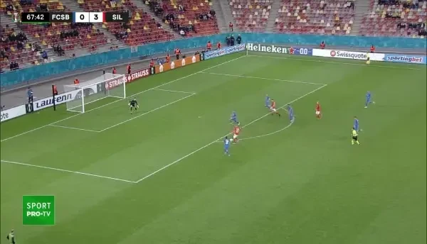 FCSB - Silkeborg | Minutul 68: GOL Silkeborg!