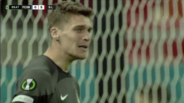 Târnovanu, în lacrimi la umilința cu Silkeborg! Și-a făcut cruce după al zecelea gol încasat de la danezi într-o săptămână_3
