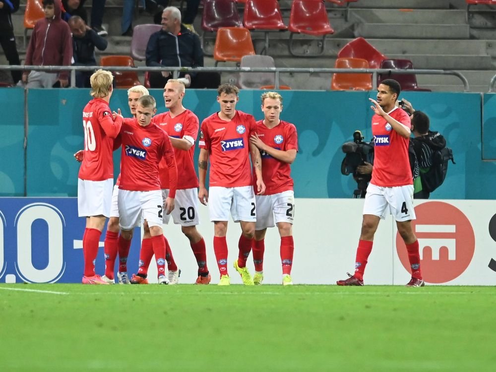 „Ai dat vina pe orice, doar că sunt buni nu ai zis!” Reacție dură a lui Panduru după ce FCSB a fost umilită: „Te bat și pe masa de ping pong!”_12