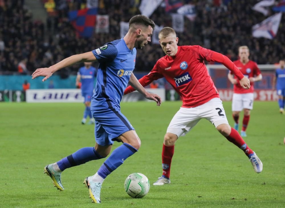 Danezii știu să joace și pe gazon natural! :) De la „știu să joace pe mochetă, e alt fotbal acolo” la instrucție pe Arena Națională_8