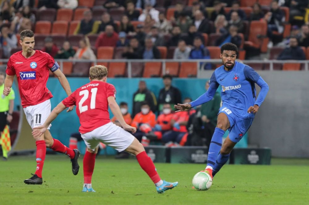 Danezii știu să joace și pe gazon natural! :) De la „știu să joace pe mochetă, e alt fotbal acolo” la instrucție pe Arena Națională_9